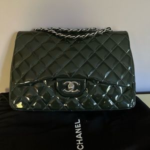 💕SOLD💕Chanel Patent Quilted Jumbo Double Flap Dark Green